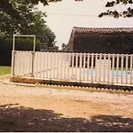 Vila Jane Saint-Laurent-la-Vernède
