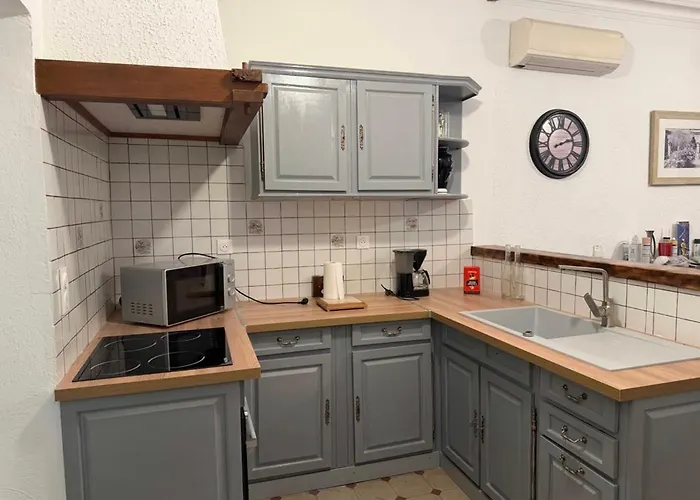 Jane * Saint-Laurent-la-Vernède