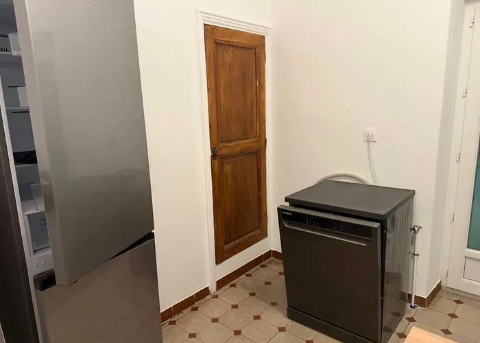 Jane Villa Saint-Laurent-la-Vernède